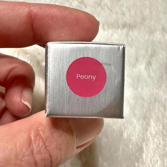 NIB Kiss & Smink Lip Aura Tinted Lip Oil Peony Full Size 3.5ml - Picture 9 of 12